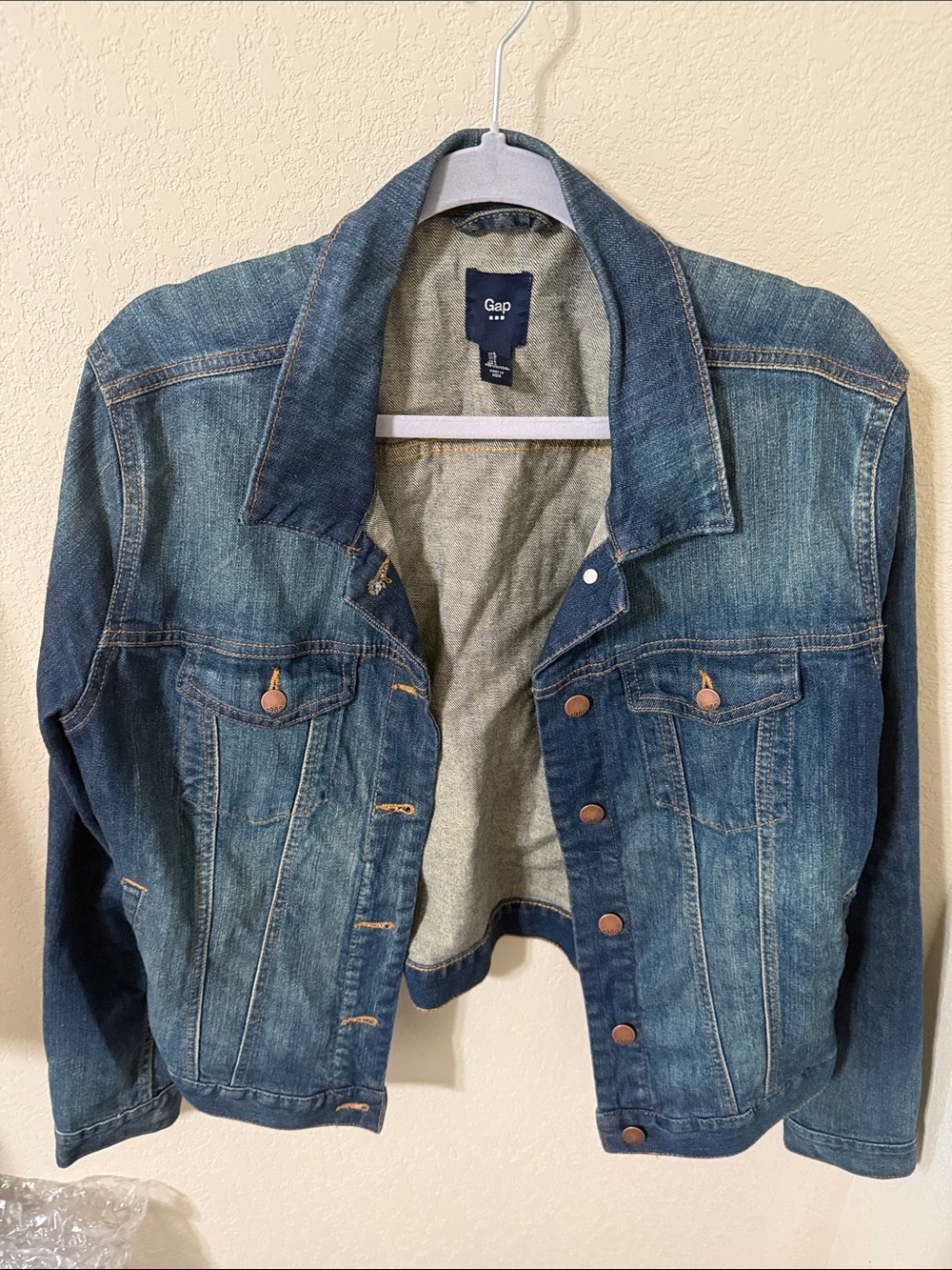 GAP Women's Medium Blue Denim Jacket